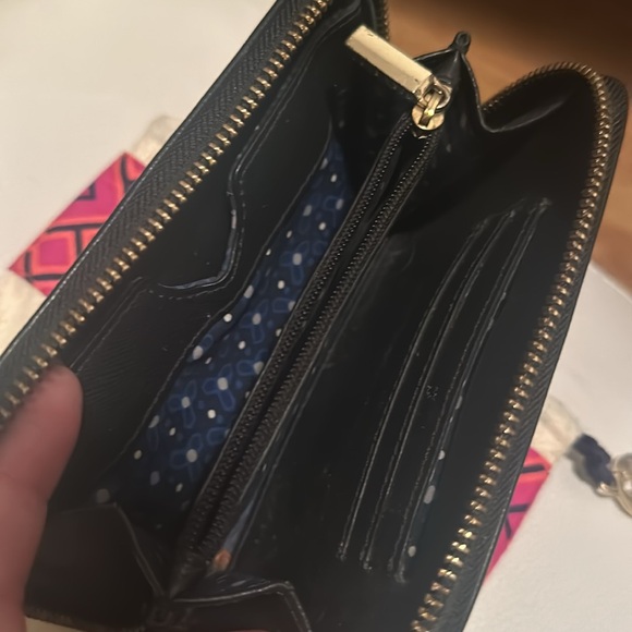 #toruburch wallet - Picture 2 of 5